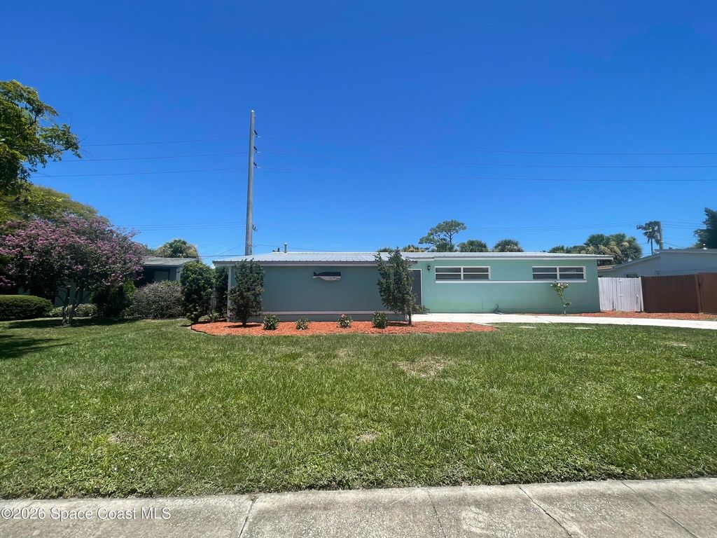 60 Barbados Drive, Merritt Island, FL 32952