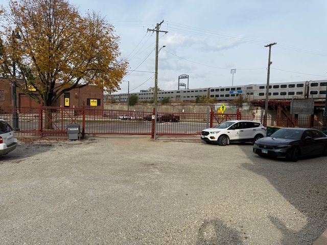 204 E Washington Street 204, Joliet, IL 60433