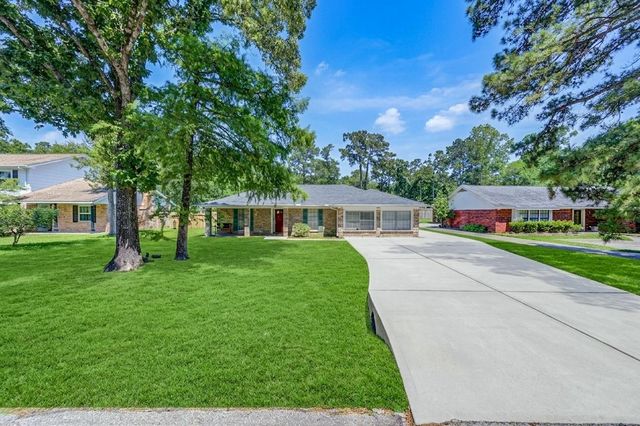 24522 Glen Loch Drive, Spring, TX 77380