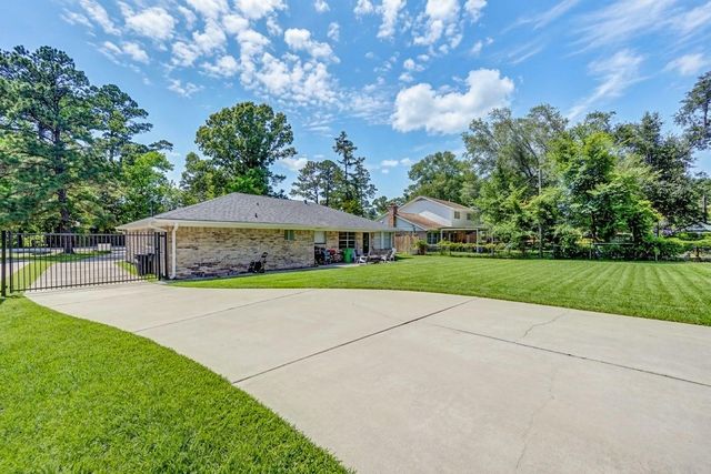 24522 Glen Loch Drive, Spring, TX 77380