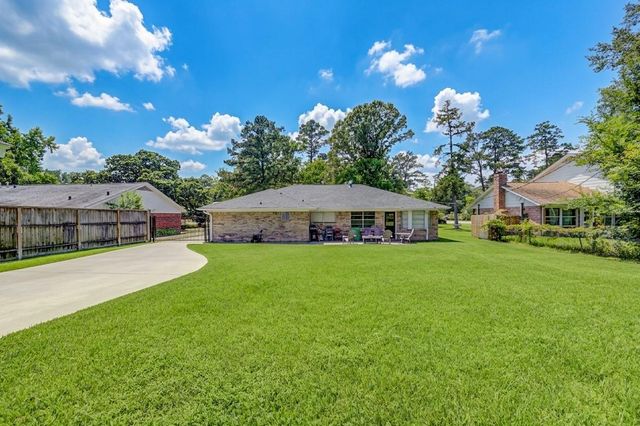 24522 Glen Loch Drive, Spring, TX 77380