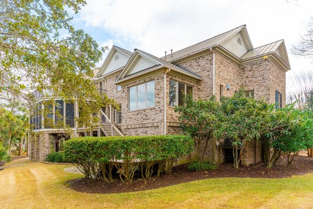 2834 Parkers Landing Road, Mount Pleasant, SC 29466