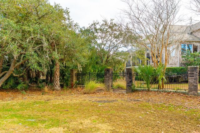 2834 Parkers Landing Road, Mount Pleasant, SC 29466