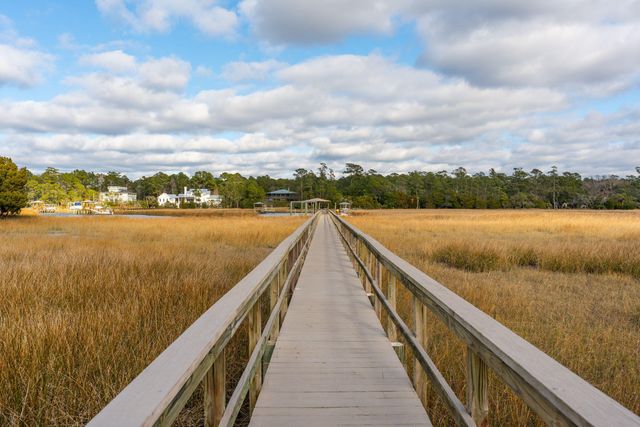 2834 Parkers Landing Road, Mount Pleasant, SC 29466