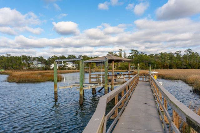 2834 Parkers Landing Road, Mount Pleasant, SC 29466