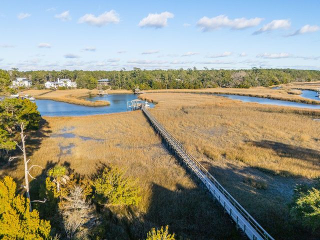 2834 Parkers Landing Road, Mount Pleasant, SC 29466