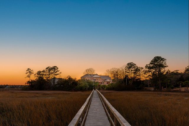 2834 Parkers Landing Road, Mount Pleasant, SC 29466