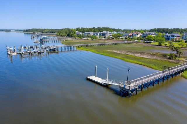 2834 Parkers Landing Road, Mount Pleasant, SC 29466