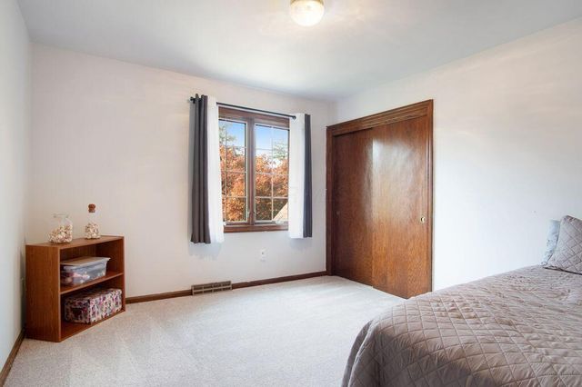 5873 Leven Links Court, Dublin, OH 43017