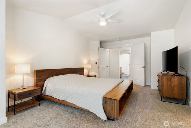 30 E Stirling Court, Shelton, WA 98584