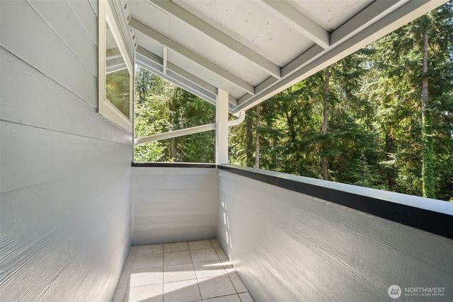 30 E Stirling Court, Shelton, WA 98584