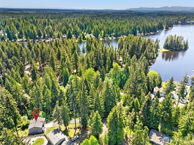 30 E Stirling Court, Shelton, WA 98584