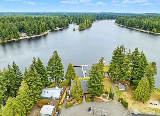 30 E Stirling Court, Shelton, WA 98584