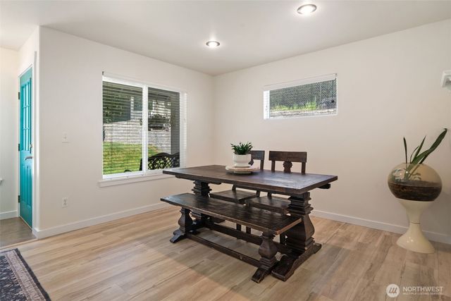 30 E Stirling Court, Shelton, WA 98584