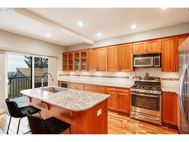 4429 THUNDER VISTA Ln, Lake Oswego, OR 97035