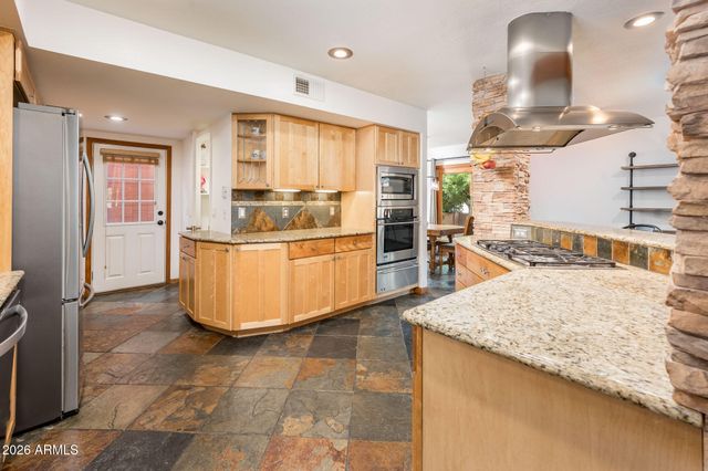 15042 N 6TH Street, Phoenix, AZ 85022