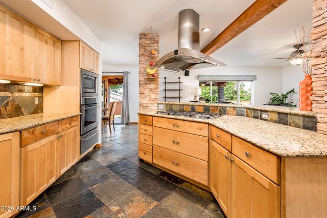 15042 N 6TH Street, Phoenix, AZ 85022