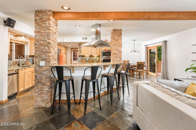 15042 N 6TH Street, Phoenix, AZ 85022