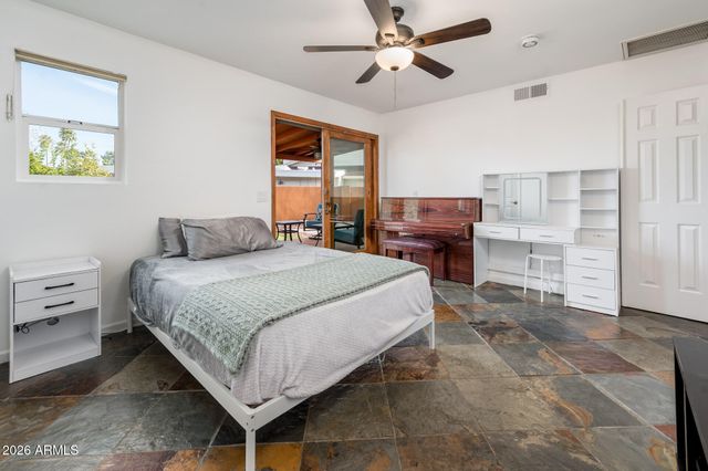 15042 N 6TH Street, Phoenix, AZ 85022