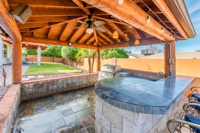 15042 N 6TH Street, Phoenix, AZ 85022