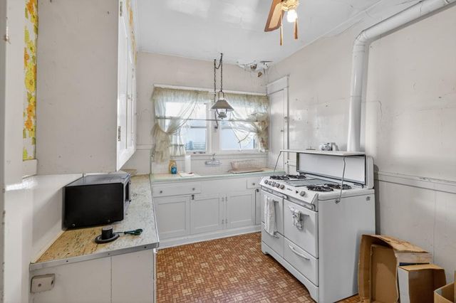 709 S School St, Lodi, CA 95240