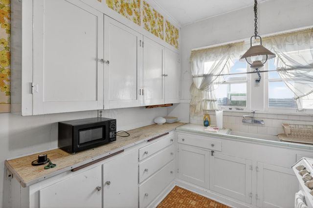 709 S School St, Lodi, CA 95240