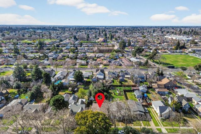 709 S School St, Lodi, CA 95240