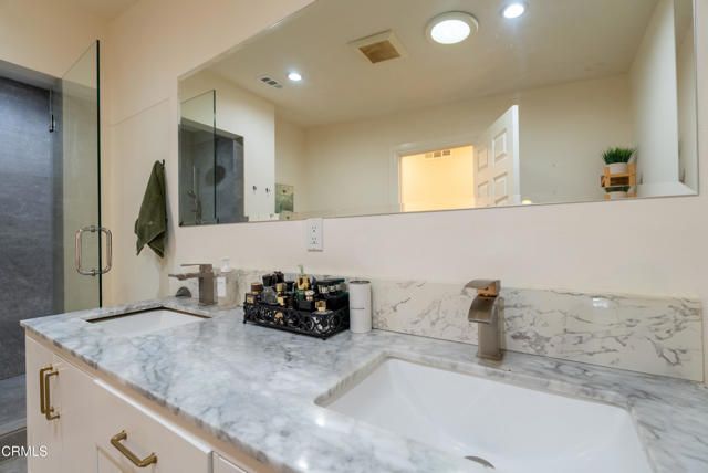 13615 Herrick Avenue, Los Angeles, CA 91342