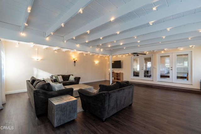 13615 Herrick Avenue, Los Angeles, CA 91342