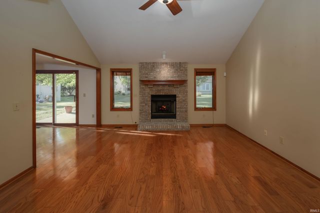 7435 Glen Gelder Circle, Fort Wayne, IN 46804