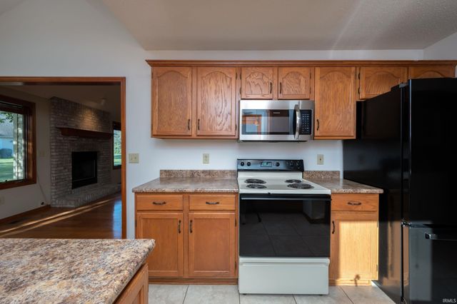 7435 Glen Gelder Circle, Fort Wayne, IN 46804