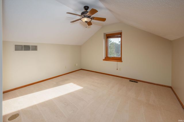 7435 Glen Gelder Circle, Fort Wayne, IN 46804