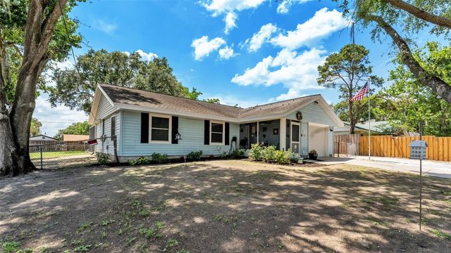 1135 WALKER CIRCLE W, Lakeland, FL 33805