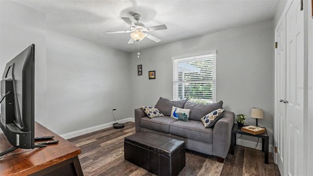 1135 WALKER CIRCLE W, Lakeland, FL 33805