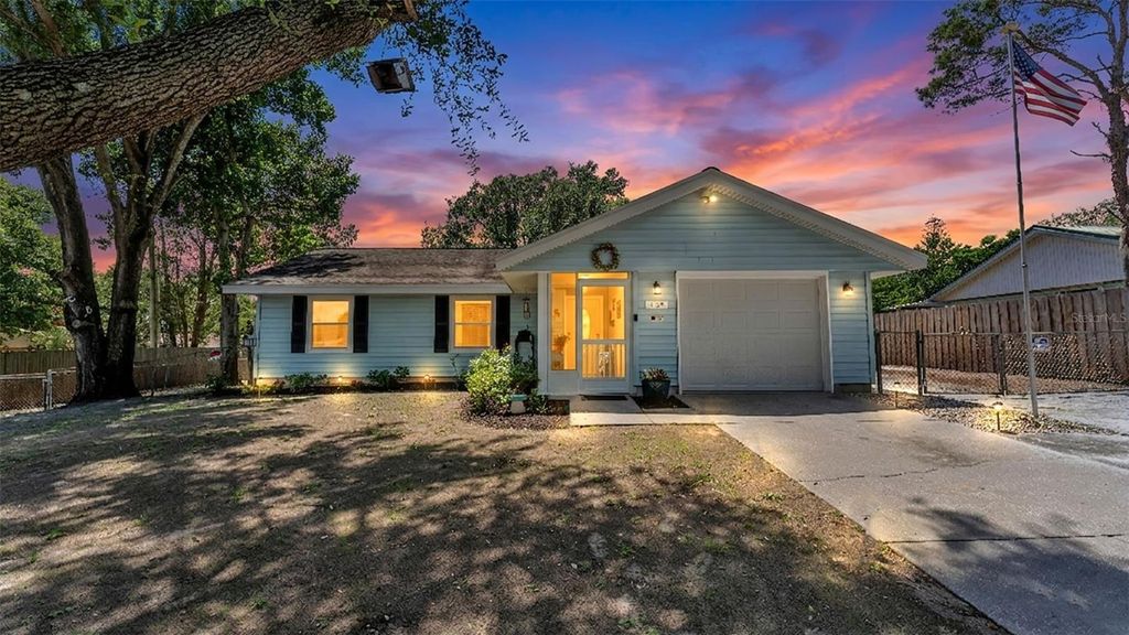 1135 WALKER CIRCLE W, Lakeland, FL 33805