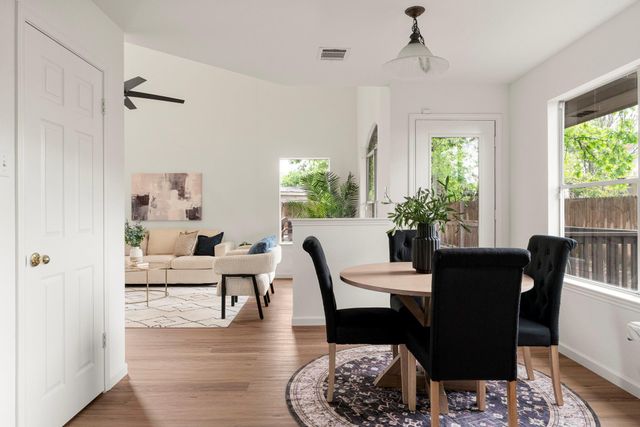 9109 Hoffman CV, Austin, TX 78749