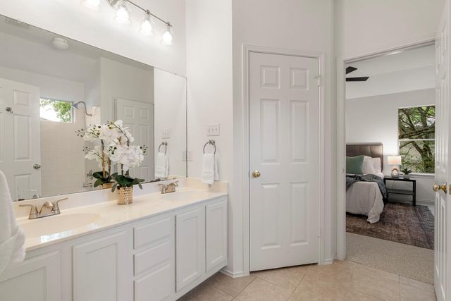 9109 Hoffman CV, Austin, TX 78749