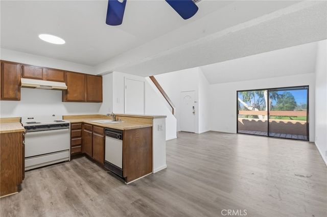 1400 W Edgehill Unit 40, San Bernardino, CA 92405