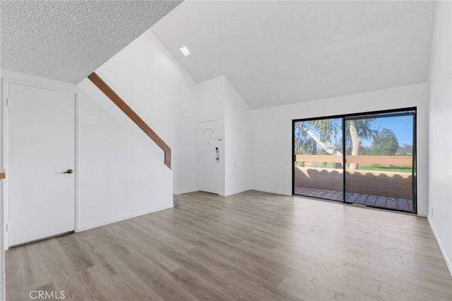 1400 W Edgehill Unit 40, San Bernardino, CA 92405