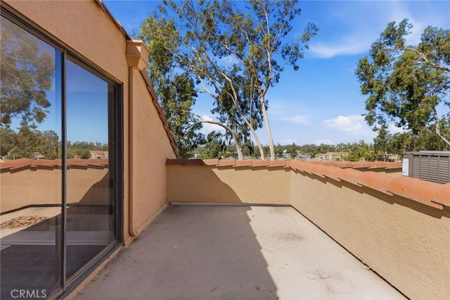 1400 W Edgehill Unit 40, San Bernardino, CA 92405