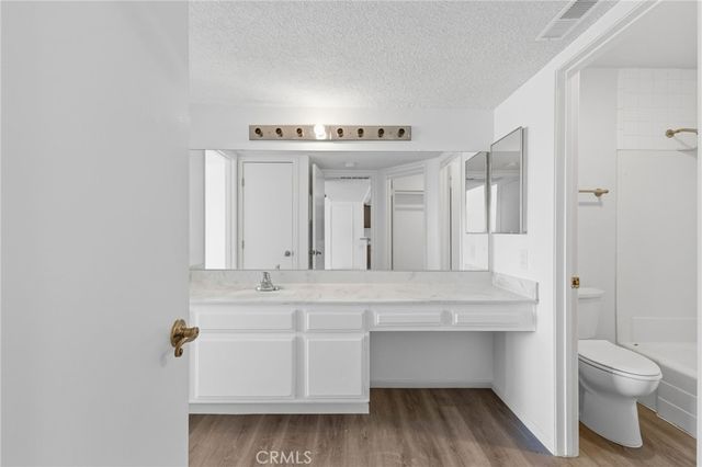 1400 W Edgehill Unit 40, San Bernardino, CA 92405