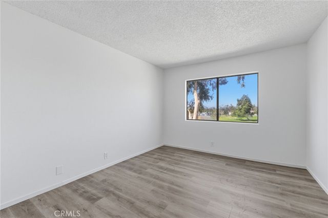 1400 W Edgehill Unit 40, San Bernardino, CA 92405