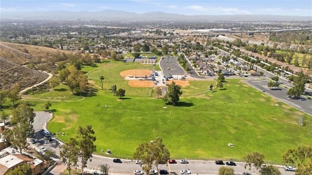 1400 W Edgehill Unit 40, San Bernardino, CA 92405