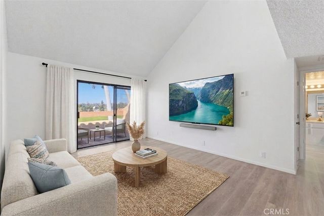 1400 W Edgehill Unit 40, San Bernardino, CA 92405