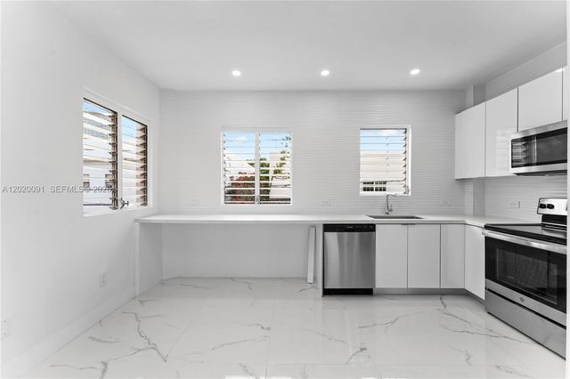 842 Meridian Ave 2D, Miami Beach, FL 33139