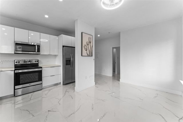 842 Meridian Ave 2D, Miami Beach, FL 33139