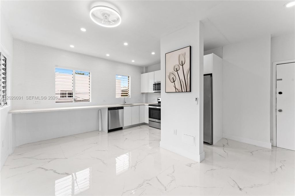 842 Meridian Ave 2D, Miami Beach, FL 33139