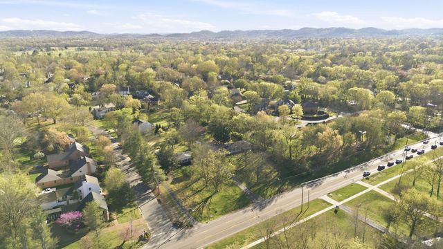 710 Murfreesboro Rd, Franklin, TN 37064