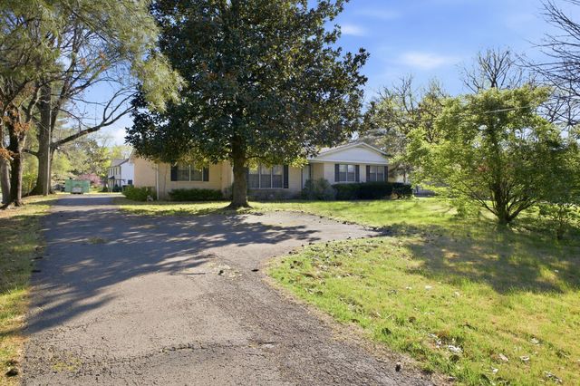 710 Murfreesboro Rd, Franklin, TN 37064