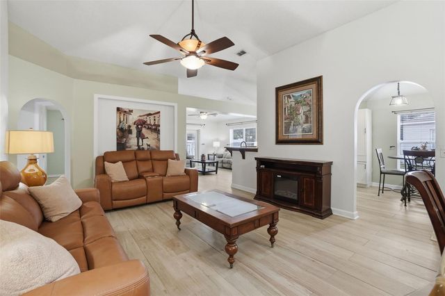 16868 CORNERWOOD DRIVE, Orlando, FL 32820